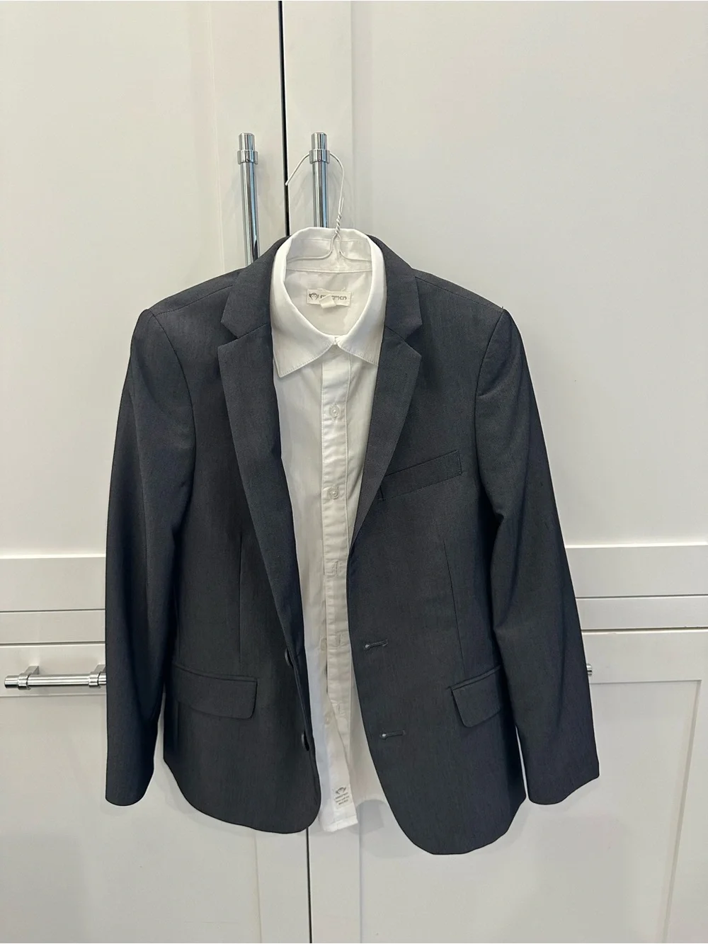 Appaman Boys Mod Suit & Dress Shirt 3-Piece Set – Size 10 - Charcoal Gray